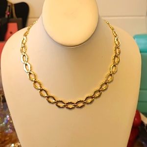 Absolutely stunning solid Italian 14k yellow gold necklace 40 grams